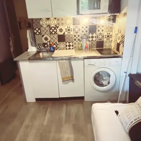 Apartment Avec Grande Terrasse *